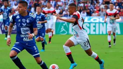 ¡Se decidirá en el Morera Soto! Alajuelense y Cartaginés empatan en el primer juego de la final.
