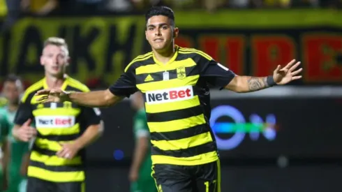 Luis Palma marcó un gol olímpico con Aris (Video)
