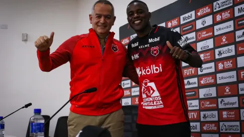 Alajuelense recibió ganancia millonaria por esta camiseta de Joel Campbell
