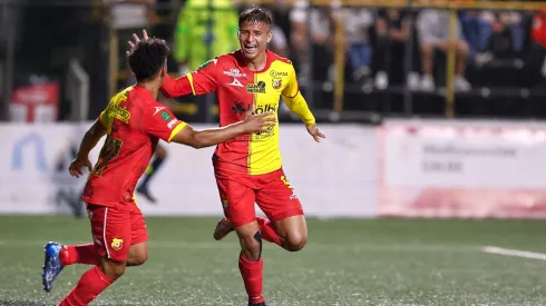 Anthony Contreras adelantó que buscará salir de Herediano en este mercado