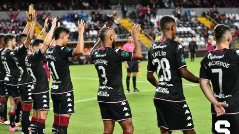 Concacaf se rindió ante un jugador del Deportivo Saprissa