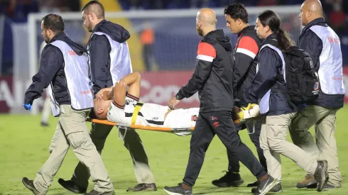 Jugador de Alajuelense sufre lesión grave y se pierde lo que resta del torneo
