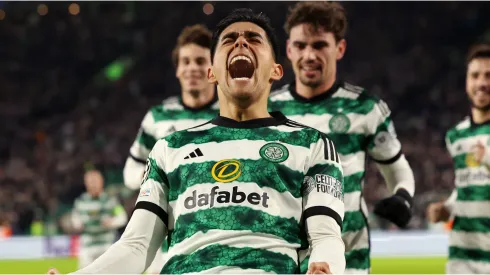 Luis Palma celebrando gol con Celtic
