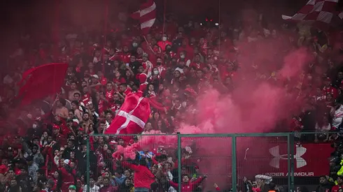 Aficionados del Toluca denunciaron agresiones y robos por ultras del Saprissa
