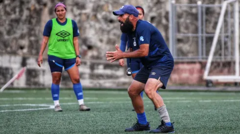 Eric Acuña confía en que la Selección Femenina de El Salvador competirá ante las mejores
