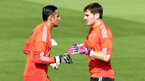 Inolvidable: el día que Keylor Navas ridiculizó a Iker Casillas delante de las cámaras del Real Madrid.
