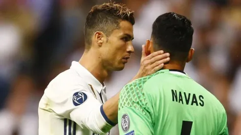 Cristiano le da la espalda a Keylor Navas