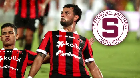 Amargaron a Saprissa: Michael Barrantes goza a lo grande en fiesta de Alajuelense.
