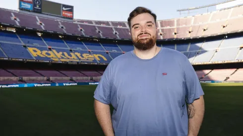 Ibai vive en Barcelona pero es fanático del Real Madrid.
