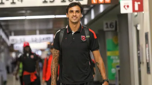 Bryan Ruiz no logra decir lo que la afición de Alajuelense esperaba