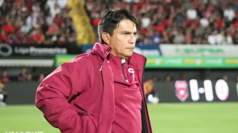 Vladimir Quesada confirma una baja y un refuerzo para Saprissa
