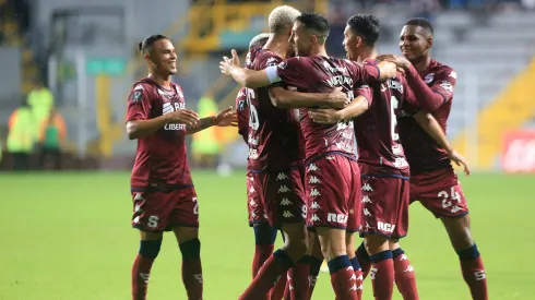 Saprissa revela cómo trabaja en fichar otra leyenda.
