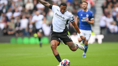 Nathaniel Mendez-Laing alcanzó importante récord en el futbol de Inglaterra
