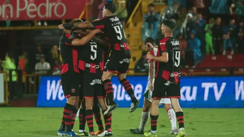 Alajuelense le da otro golpe a Saprissa
