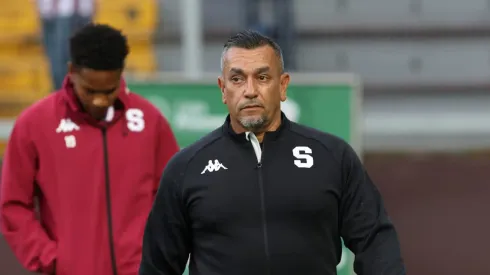 José Giacone ganó su primer partido como DT de Saprissa.
