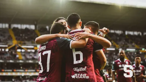 El héroe inesperado que podría salvar a Saprissa de un papelón.
