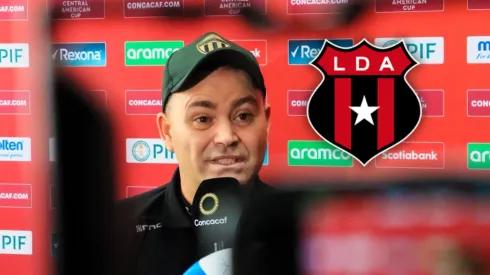 "Dos o tres": Javier López provoca a Alajuelense de cara a la revancha con Antigua.
