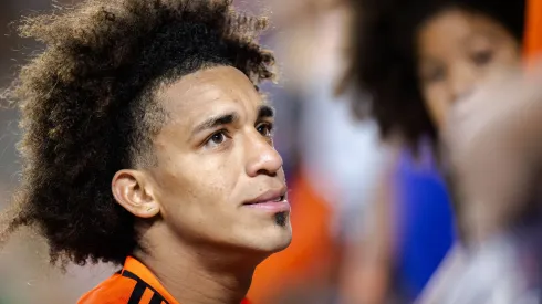 Adalberto Carrasquilla con la camiseta del Houston Dynamo.
