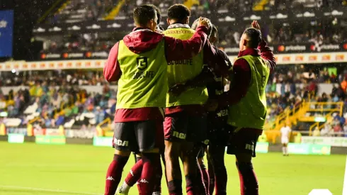 Saprissa busca sacudir el mercado con un panameño