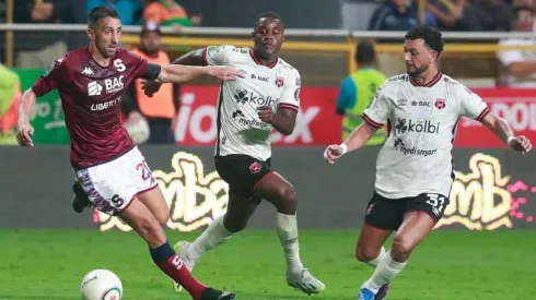 Decisión de Saprissa hace ver bien a Alajuelense