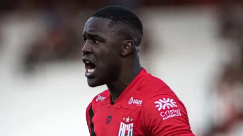 Joel Campbell suma interesados lejos de Alajuelense