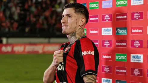 “Algo que mejorar”: Canhoto sorprende a Alajuelense con la crítica menos pensada.
