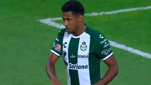 Choco Lozano ya fue dado de alta y ha comenzado los trabajos para volver con Santos Laguna.
