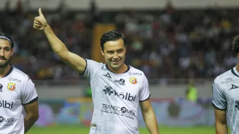 "Me abrió las puertas": Cubo Torres eligió equipo en Costa Rica.
