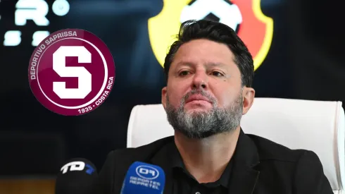 Jafet Soto escucha la verdad más fuerte.
