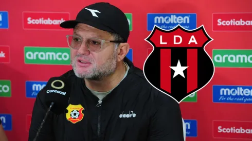 "Es lamentable": Jafet Soto ataca a Alajuelense y enciende la polémica por el robo de un fichaje.
