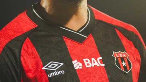 Sin lugar en primera, una joya del CAR deja Alajuelense para irse a otro equipo de Costa Rica.
