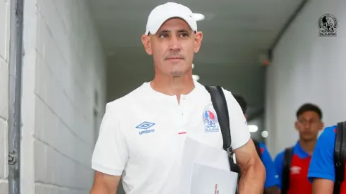 Olimpia tiene claro lo que va a hacer con Eduardo Espinel.
