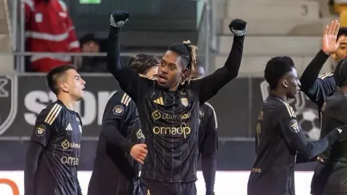Alenis Vargas firmó un golazo épico con su club. 
