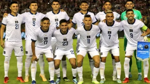 “El sentimiento es distinto”: Seleccionado veterano de El Salvador lanza dardo a los nacionalizados 
