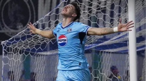 Rodrigo Auzmendi fue letal ante Génesis.
