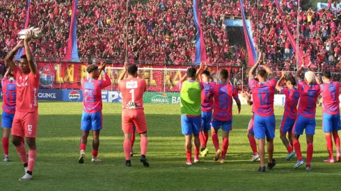 Municipal sorprende al contratar a dos jóvenes promesas del futbol de Guatemala 
