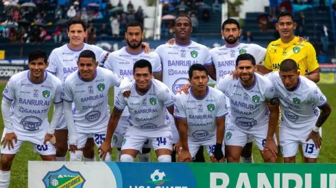 Comunicaciones renovó al Moyo Contreras, pero se frustra un fichaje muy deseado
