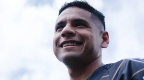 Carlos Pineda dio por fin su versión del por qué se fue de Olimpia.
