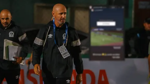 Indirecta al DT de Olimpia.
