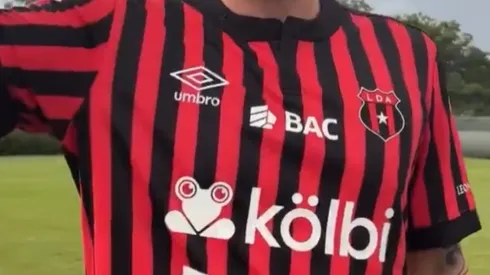 Alajuelense recibe a una estrella sudamericana.
