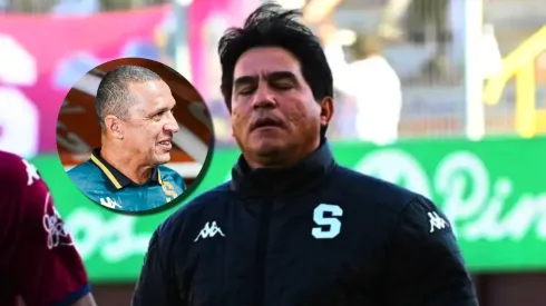 Vladimir Quesada recibe la negativa de Erick Lonnis. (Foto: La Nación)
