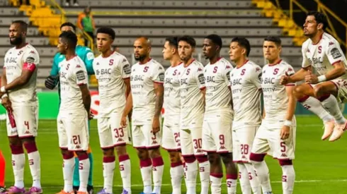 Una figura de Saprissa sorprende a todos en Centroamérica.
