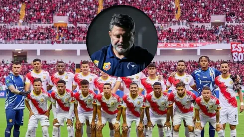 Jafet Soto prepara la escoba.
