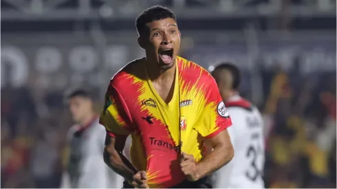 Getsel Montes puede tener un técnico que nunca esperó en Herediano.
