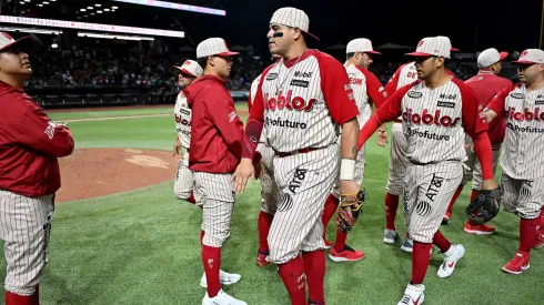 Los Diablos Rojos del México dominaron este viernes a Olmecas y así asegura su lugar en los playoffs 2023 de la LMB.
