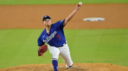 Julio Urías se encamina a su octavo triunfo de la campaña.
