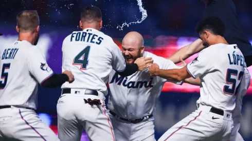 Marlins armó épica remontada ante Yankees en el Ioan Depot Park.
