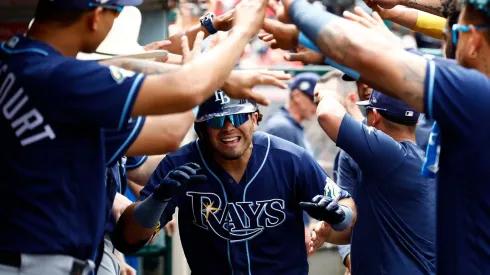 Jonathan Aranda dio HR en su primer juego de regreso con Rays.
