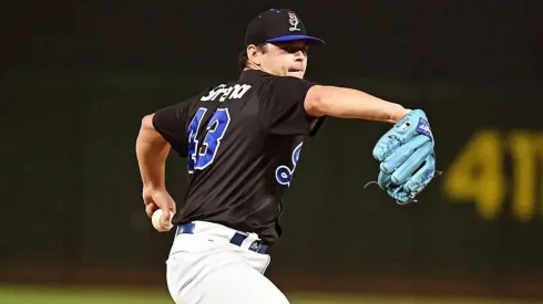 Nico Tellache lanzó 4.2 innings en blanco en el triunfo liceista.
