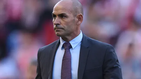 MADRID, SPAIN – APRIL 28: Paco Jemez, Manager of Rayo Vallecano de Madrid takes to the field of play before the start of the La Liga match between Rayo Vallecano de Madrid and Real Madrid CF at Campo de Futbol de Vallecas on April 28, 2019 in Madrid, Spain. (Photo by Denis Doyle/Getty Images)
